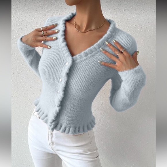 Sweaters - Soft Knit V-Neck Cardigan - Light Blue